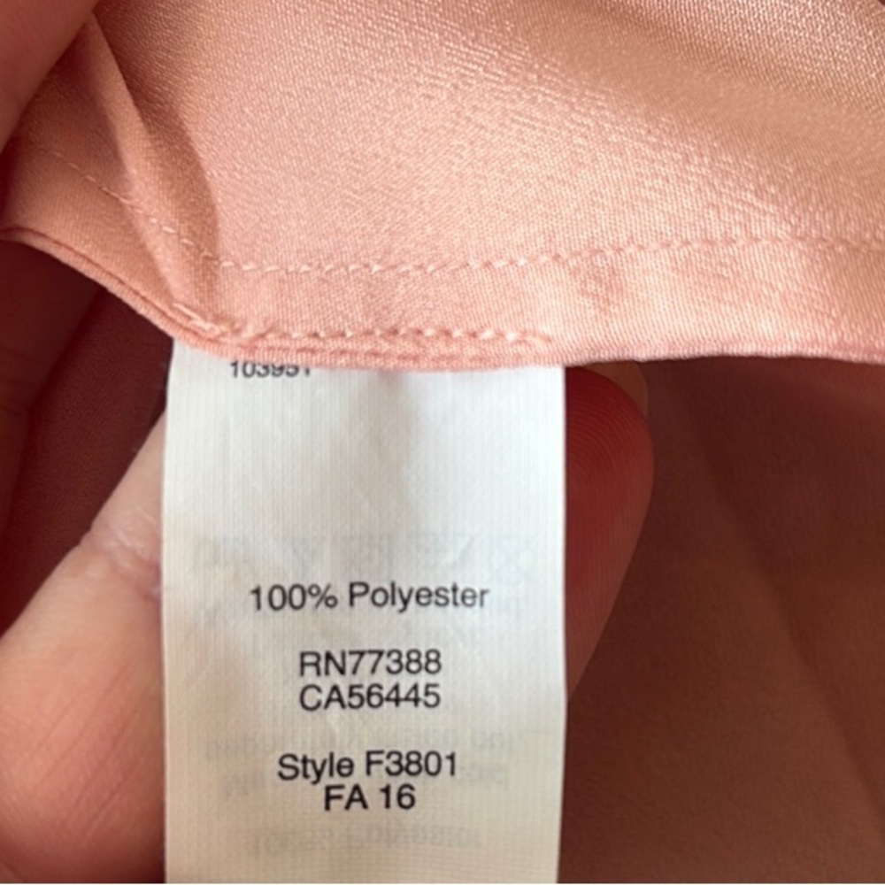JCrew Women's Pink Blouse - Picture 3 of 4